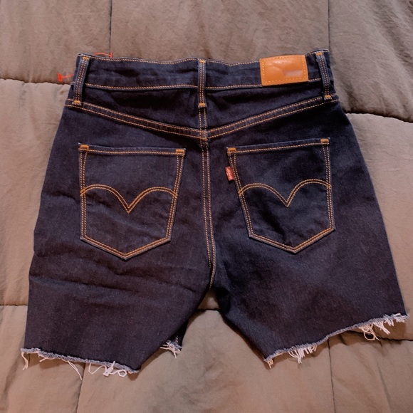 Levi’s High rise jean shorts - Picture 1 of 3